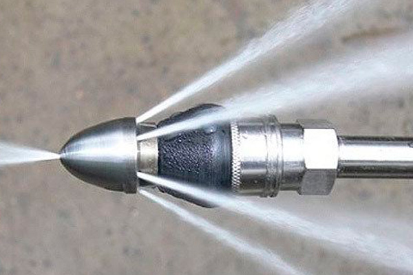 Water jetting with a drain camera – the best way to clean your drains!